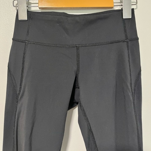 Lululemon Women’s Black High-Rise Full-Length Leggings - Size 2 - Picture 9 of 10